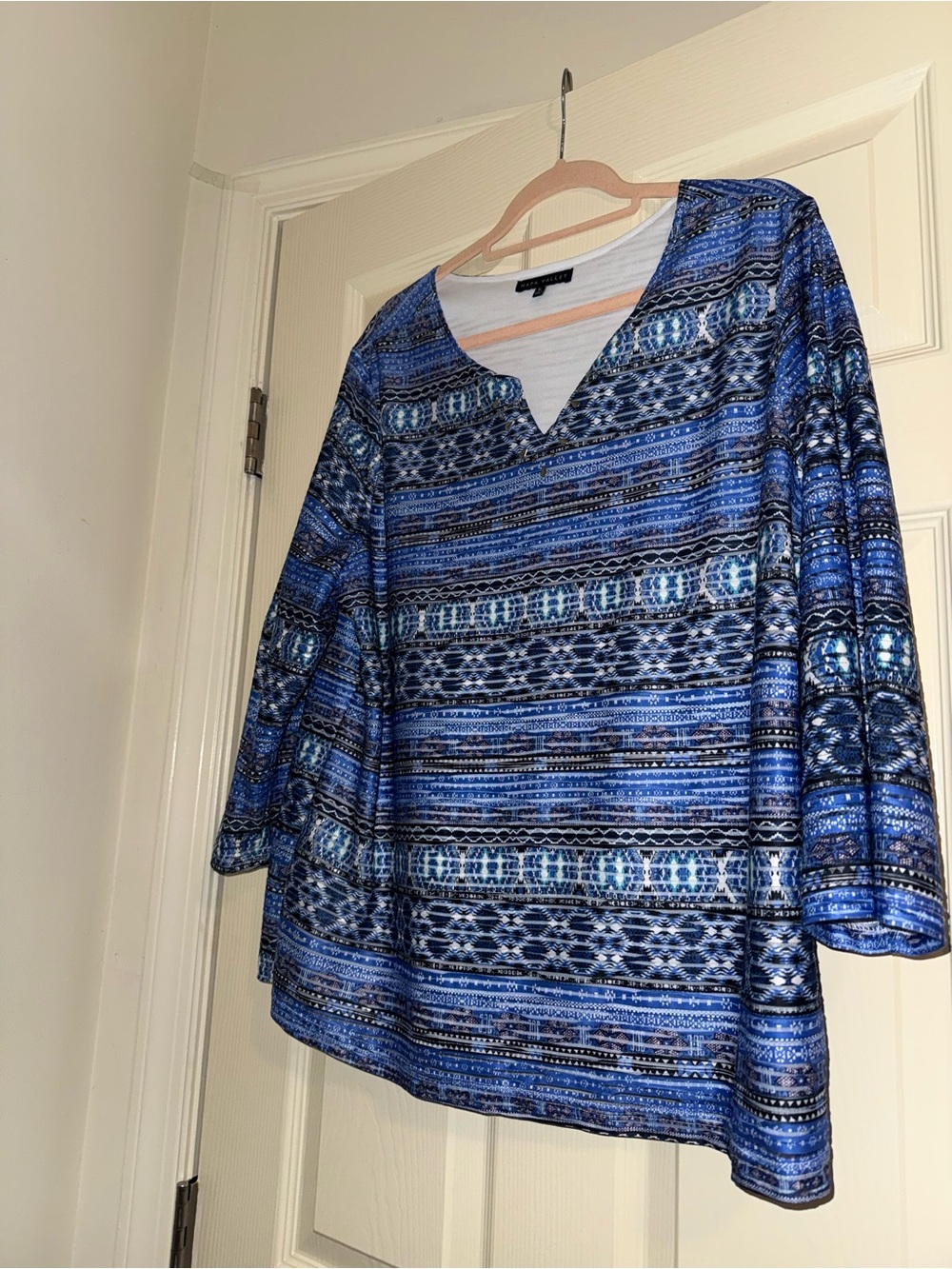 Relaxed Blue Patterned V-Neck Tunic Top